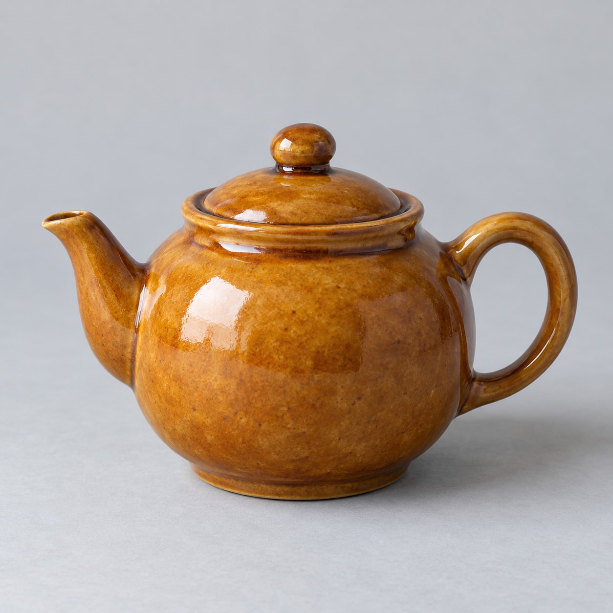 Amber everyday teapot